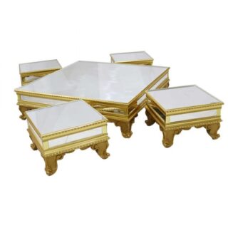 طاولات أرضية