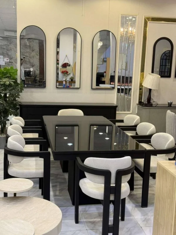 طاولة طعام 8 كراسي